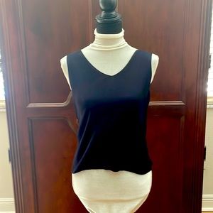 Banana republic 100% silk black shell top for women
